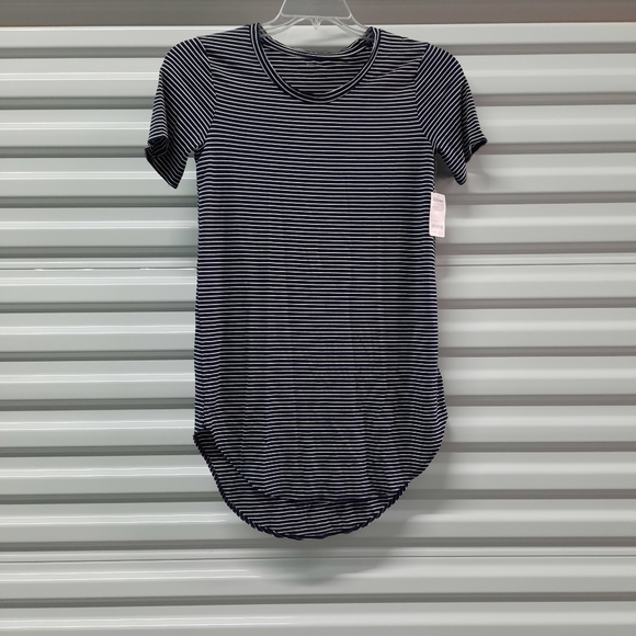 Daily Ritual Tops - Daily Ritual Shirt Women's Small Black White Stripe Crew Neck Tunic Top T-shirt